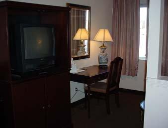 Rodeway Inn Montgomery Zewnętrze zdjęcie