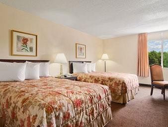 Rodeway Inn Montgomery Zewnętrze zdjęcie